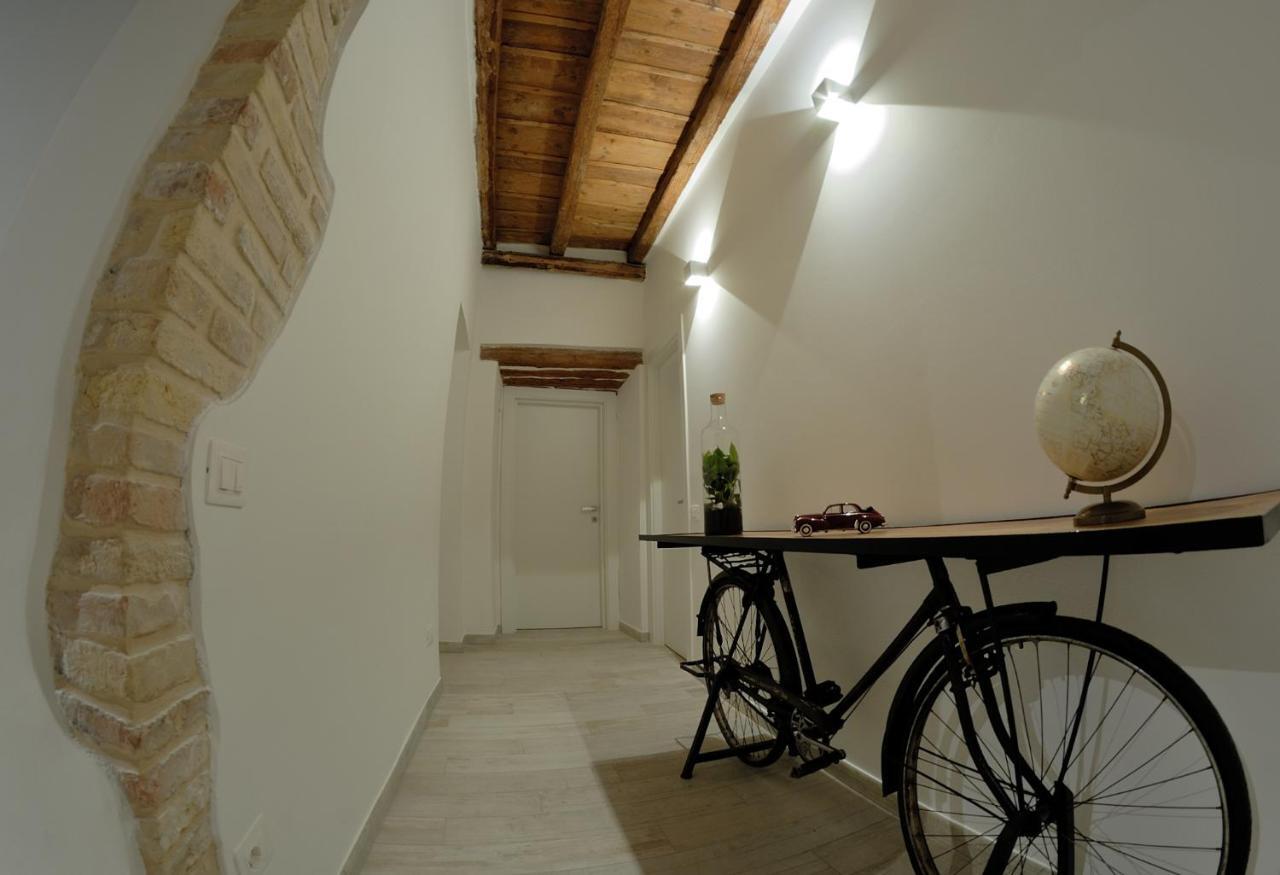 B&B Del Corso Loreto Eksteriør bilde
